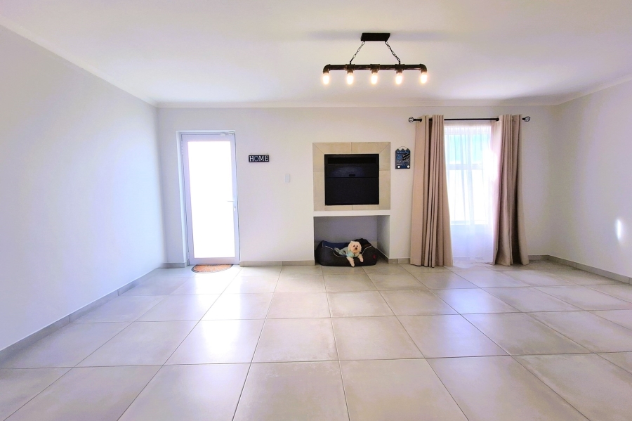 3 Bedroom Property for Sale in Lampiesbaai Western Cape